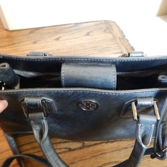 Tory Burch blue/grey stephano Robinson tote bag. - Picture 10 of 15